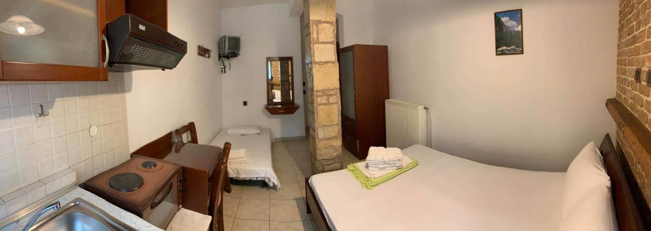 Alexandros Apartment Loutraki  Exterior photo